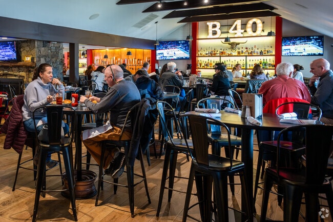 Enjoy an American lunch or dinner at B 40 in Exeter, RI.