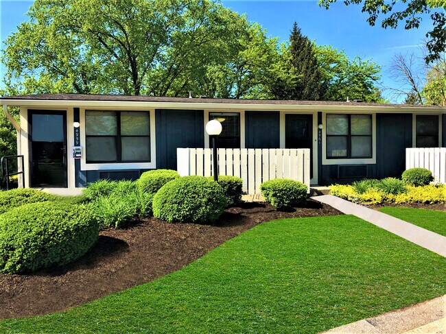 Cambridge Commons, Indianapolis, IN 46254 - photo 2