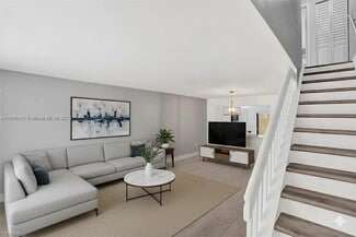 10167 SW 77th Ct, Miami, FL 33156