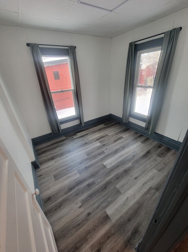 607 Manchester St unit 607 Manchster, Lansing, MI 48906 - photo 6