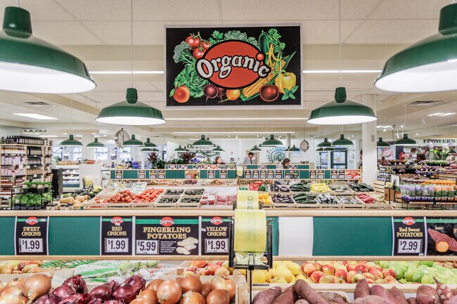 Adams Fairacre Farms sources much of their meats, produce and dairy from local Hudson Valley farmers.