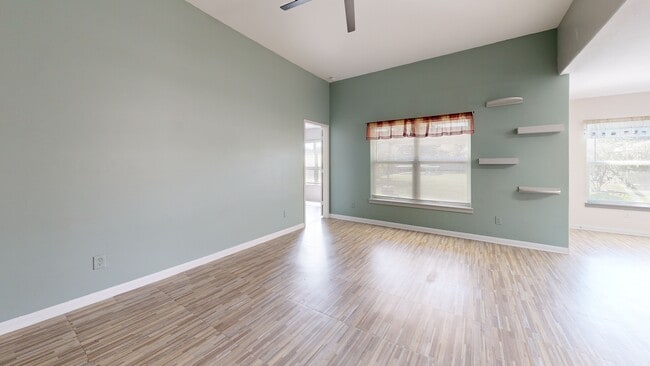 233 J E Brown Ln, Jarrell, TX 76537 - photo 2