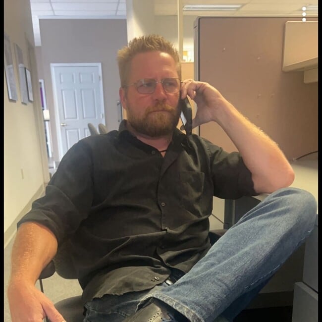 Agent Photo