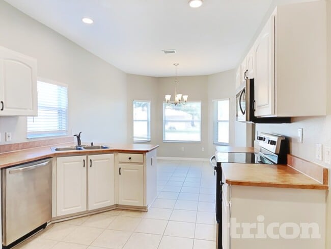 9 Point Place, Palm Coast, FL 32164 - photo 6