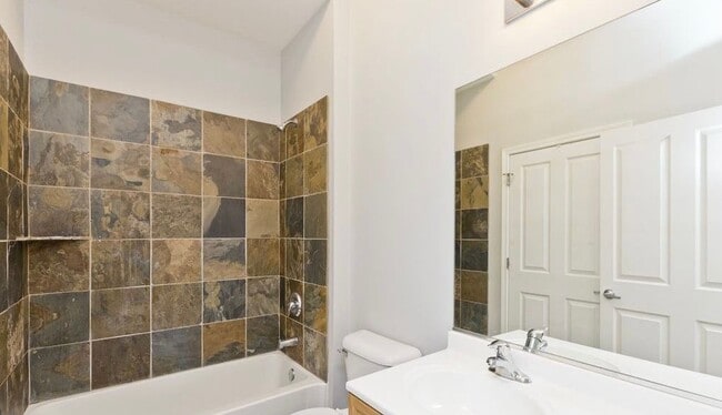 Marquee Tower, Chicago, IL 60605 - photo 4