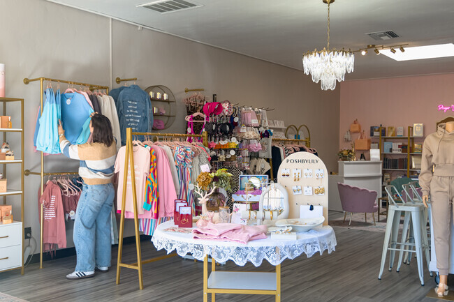 Boutique shops in La Mesa provide a unique mix of fashion, gifts, and local artisan pieces.