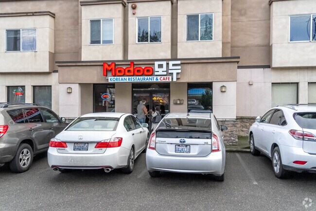 Enjoy a delicious Korean food at Modoo in Maple Leaf.