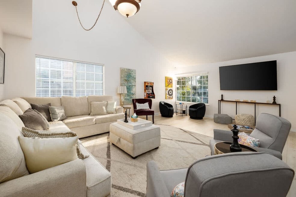 12779 Calma Ct unit ID1292594P, San Diego, CA 92128 - photo 1