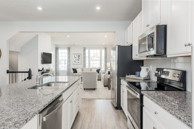 13601 Corinthian Ln unit 36143058, Brandywine, MD 20613 - photo 3