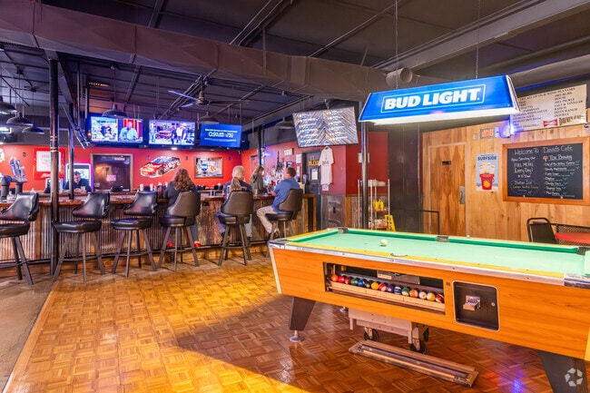 Discover delicious food and a lively bar at David's Cafe, Voluntown.
