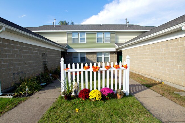 Sedgwick Pines, West Carthage, NY 13619 - photo 7