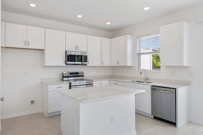 1255 Stockwell Ave, St. Cloud, FL 34771 - photo 6