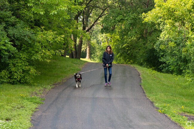 Bass Creek Park is great for Sunny Lane walkers.