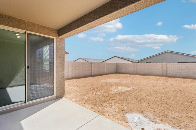 15755 W Camden Ave, Waddell, AZ 85355 - photo 5