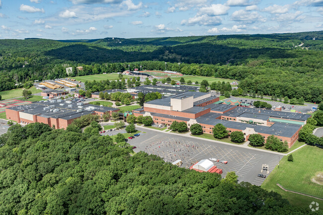 Pocono Mountain East Jr High School educates a total of 573 students in an academic year.