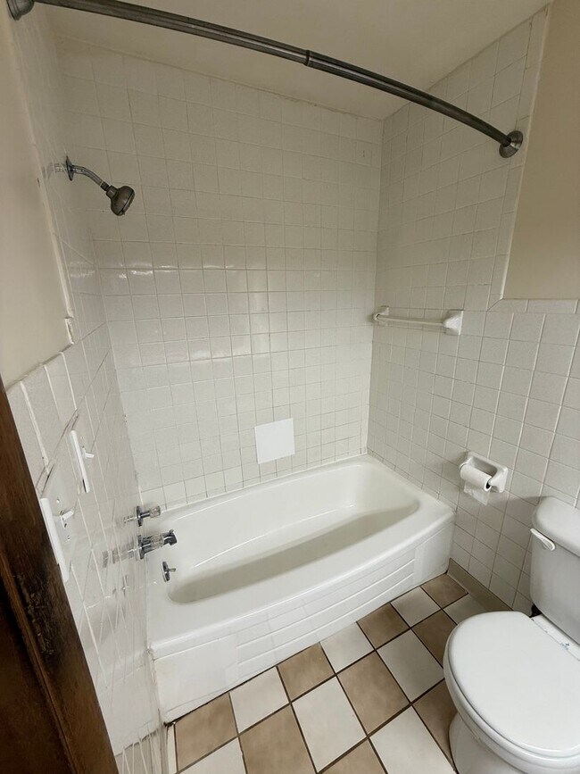 Beartown Flats, Springfield, MO 65806 - photo 6