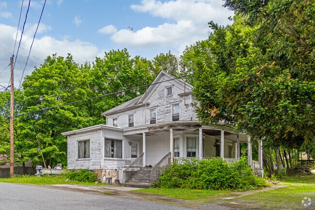 In need of a refresh, this weathered beauty offers the perfect canvas for restoration in a town that values its roots.