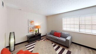 3090 E Livingston Ave, Columbus, OH 43227