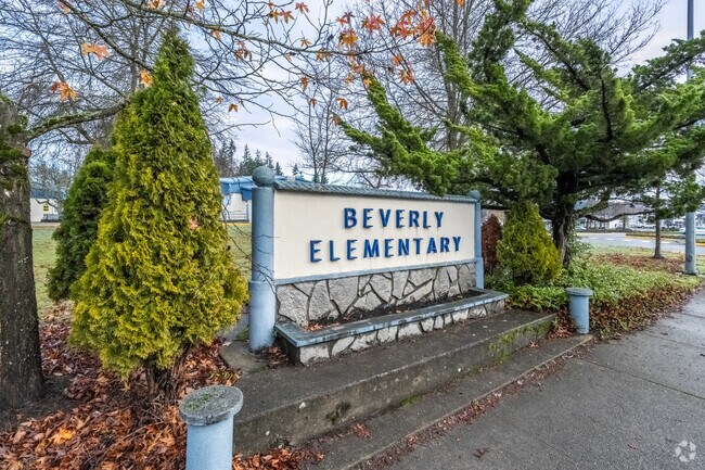 Beverly Elementary School signage.