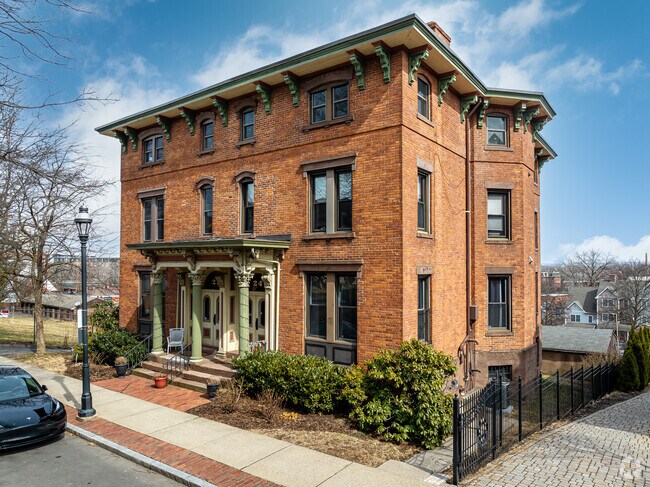 Large duplexes are also available in Sheldon Charter Oak, Hartford, CT.