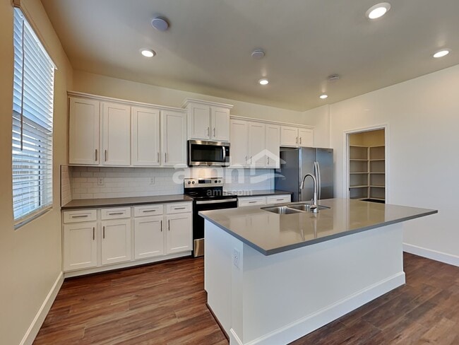 7507 S Via Bombachas, Tucson, AZ 85756 - photo 4