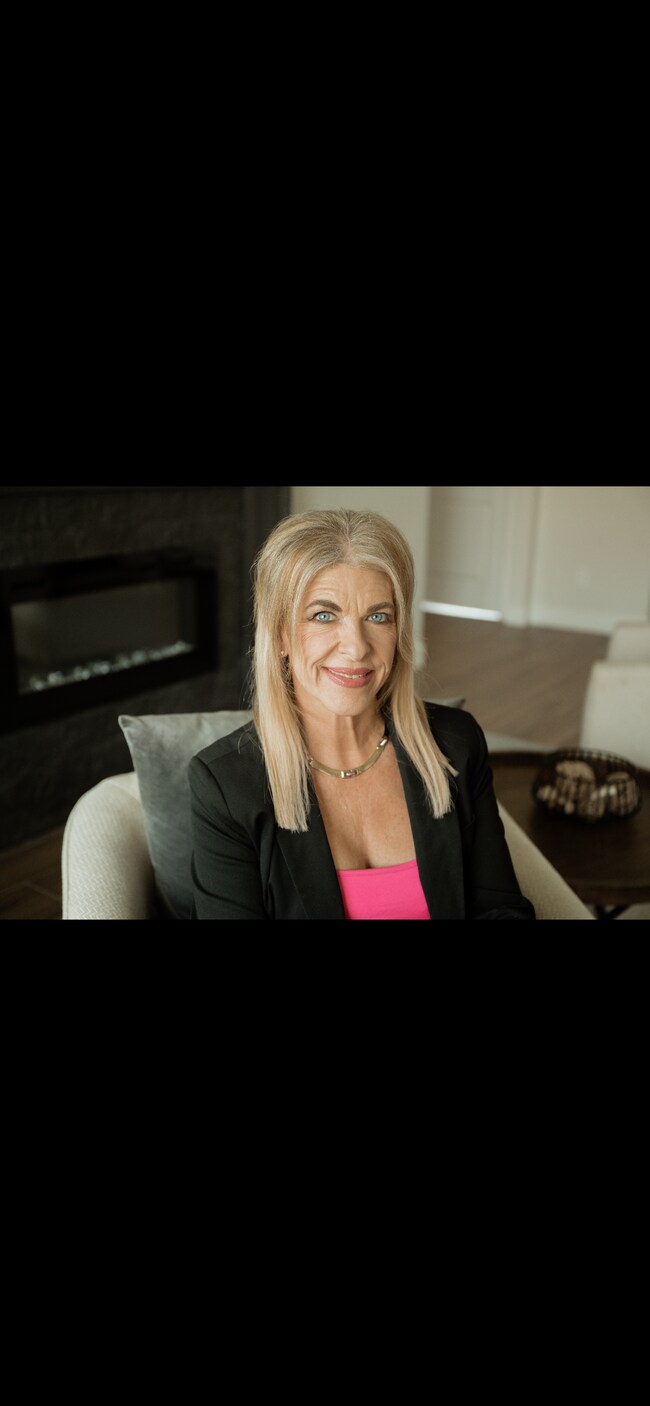 Nancy Mathis