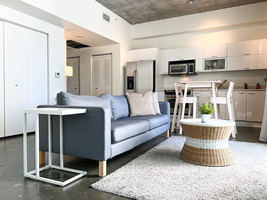 133 NE 2nd Ave unit FL14-ID1044536P, Miami, FL 33132 - photo 1