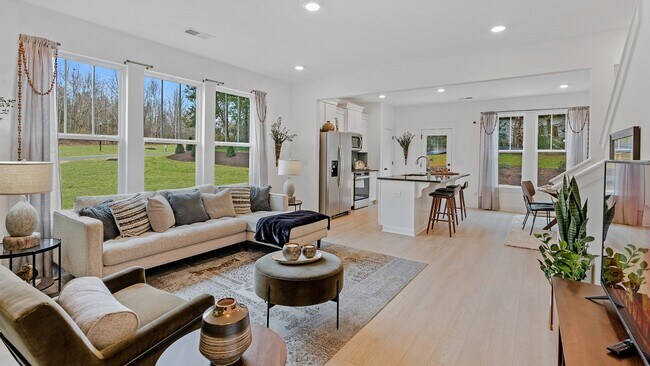 201 Hillsdale Place unit 36478542, Martinsburg, WV 25403 - photo 2