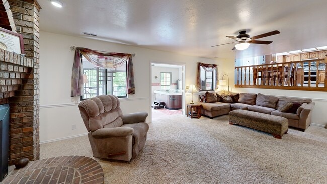 1735 Hayes Dr, Layton, UT 84040 - photo 2