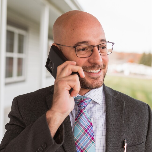 Agent Photo