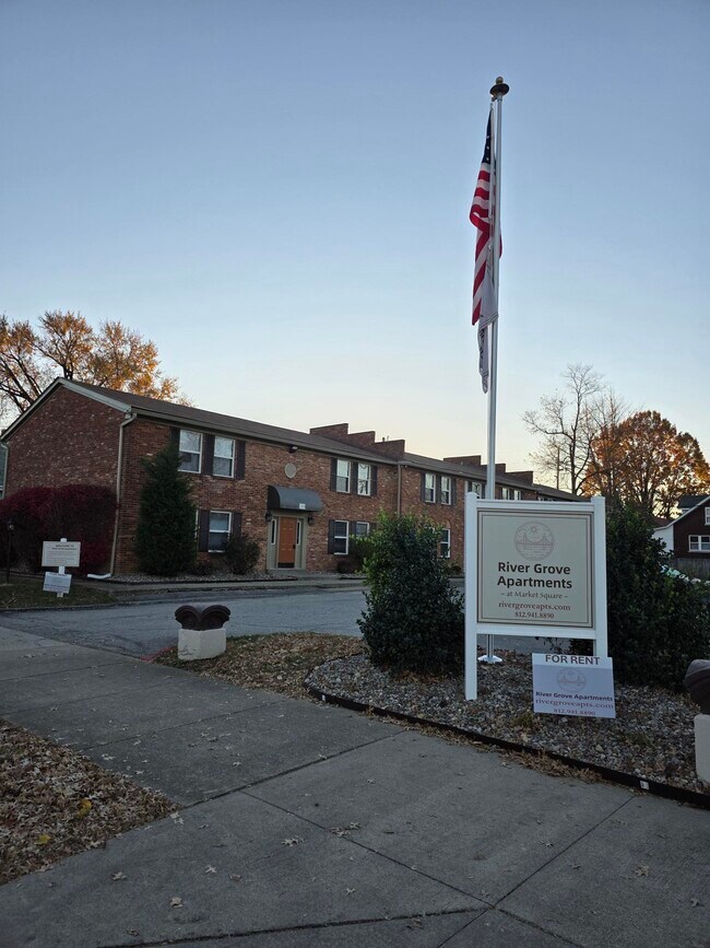 210 E 13th St unit 1-MS, New Albany, IN 47150 - photo 2