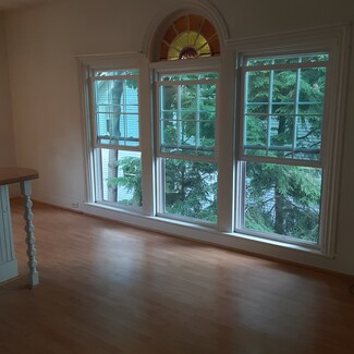 105 Somerset St Unit 2  second floor, Bangor, ME 04401