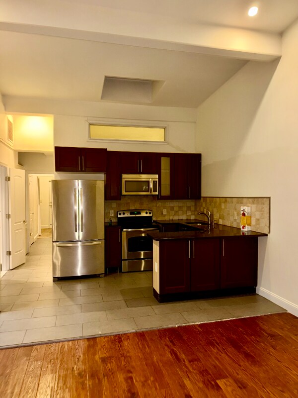 1614 17th St SE Unit 2, Washington, DC 20020