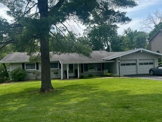 1501 Fawnvalley Dr, Des Peres, MO 63131