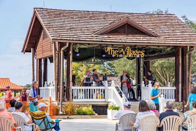 Lake Sumter Landing hosts live music every evening for the Village of Duval.
