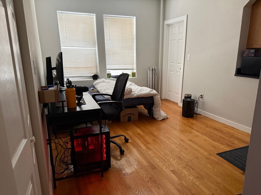 50 Saint Stephen St unit 22, Boston, MA 02115 - photo 1