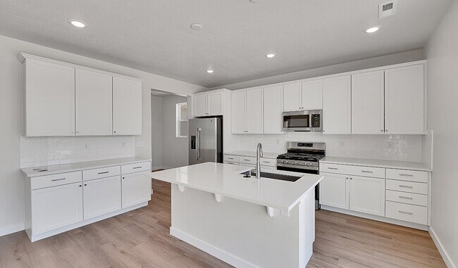 4089 W 2025 S, Taylor, UT 84401 - photo 5