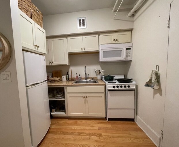 *Pictures are representative samples of the advertised unit. In some cases, the actual units you tou