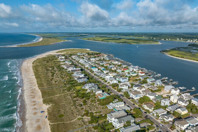 Wrightsville Beach is just a 10-mile drive from Forest Hills South.