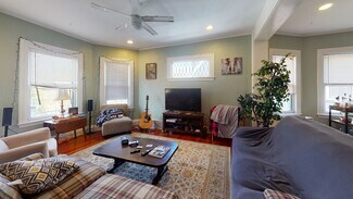 96 Columbia St Unit 2, Brookline, MA 02446