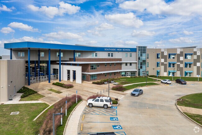 Southside High School offers classes for grades 9-12 in the Youngsville area.