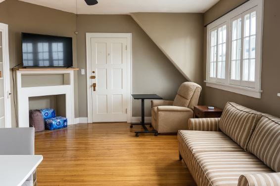 171 Richmond Ave unit 6, Buffalo, NY 14222 - photo 2