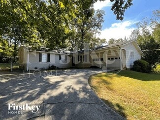 2030 Chestnut Hill Cir, Decatur, GA 30032