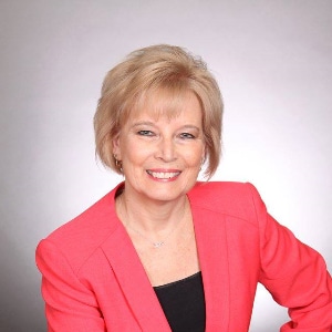 SANDRA LAUER