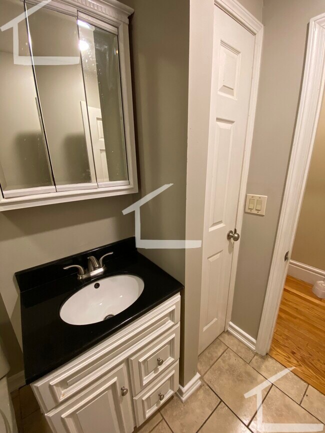 91 Glen St unit 2, Somerville, MA 02145 - photo 5