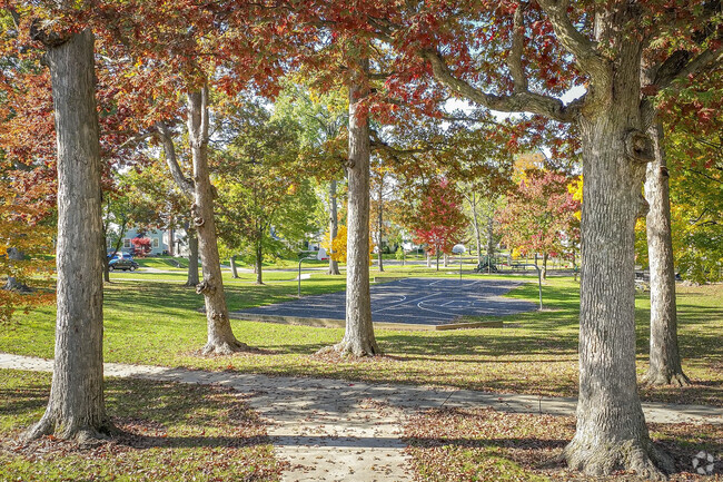 A little to the south in Frances Slocum residents can enjoy Klug Park, a Fort Wayne Legacy Park.