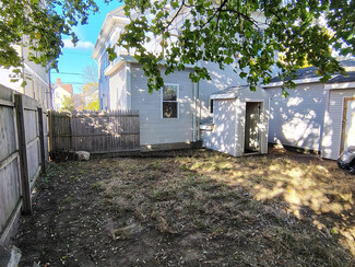 60 Harrison St Unit 1R, Pawtucket, RI 02860