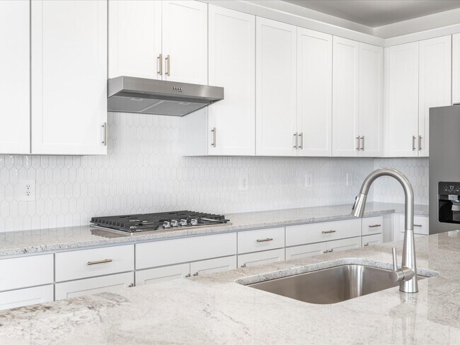 1535 E Cattle Graze Loop, Sahuarita, AZ 85629 - photo 4