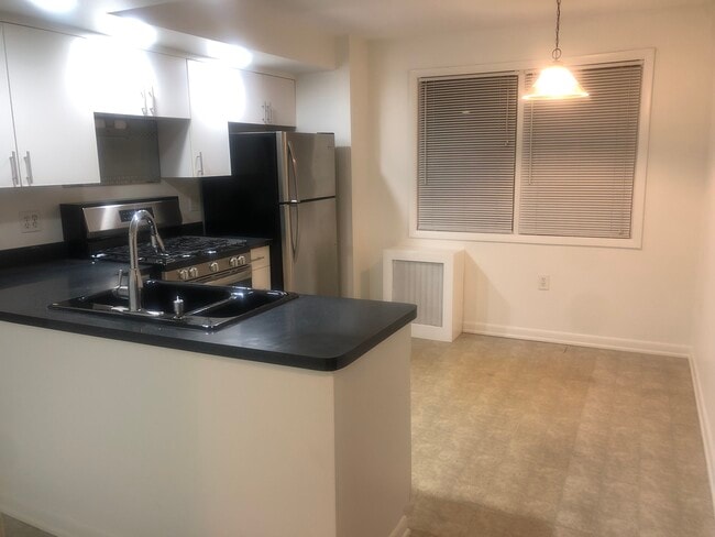 622 N Terrace Ave unit 4th, Mount Vernon, NY 10552 - photo 7