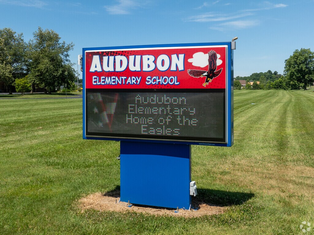 Audubon Elementary School is an above average, public school located in OWENSBORO, KY.